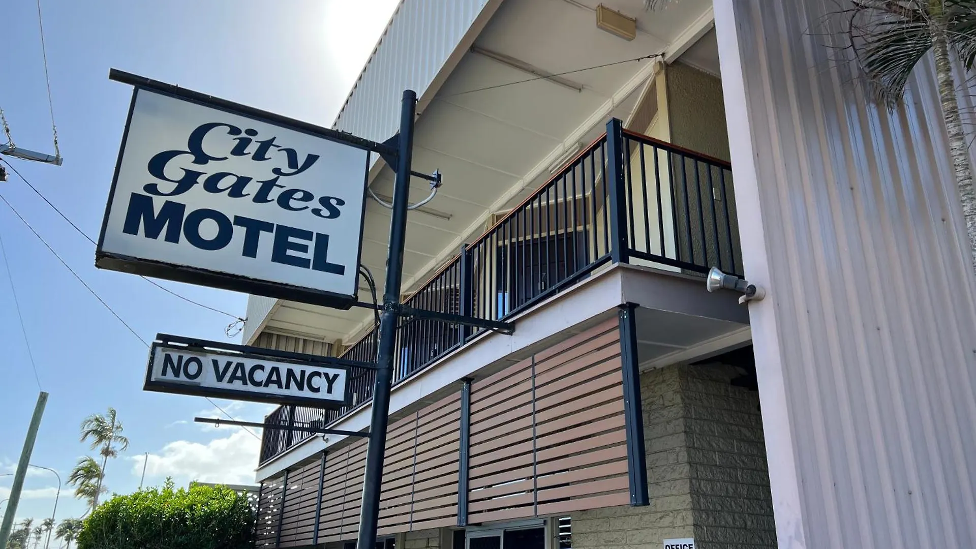 City Gates Motel Mackay - Contactless ホテル